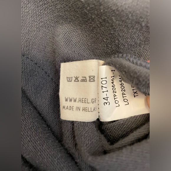 MADE IN GREECE beautiful dress with cat and paw prints - Picture 7 of 7